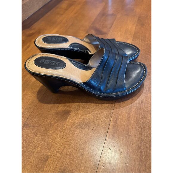 Born Shoes - Born Women’s Black Leather Wedge Sandals Size 8 Comfort Slip On Heeled Mule